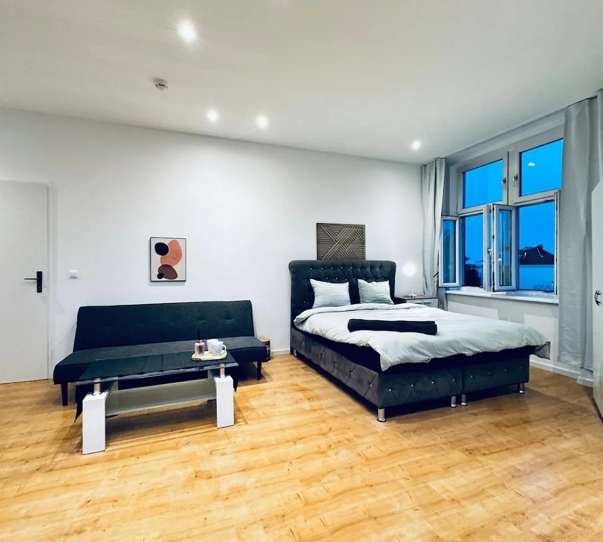 Lovely 4Br Apt Near Kaufpark Alterlaa Βιέννη