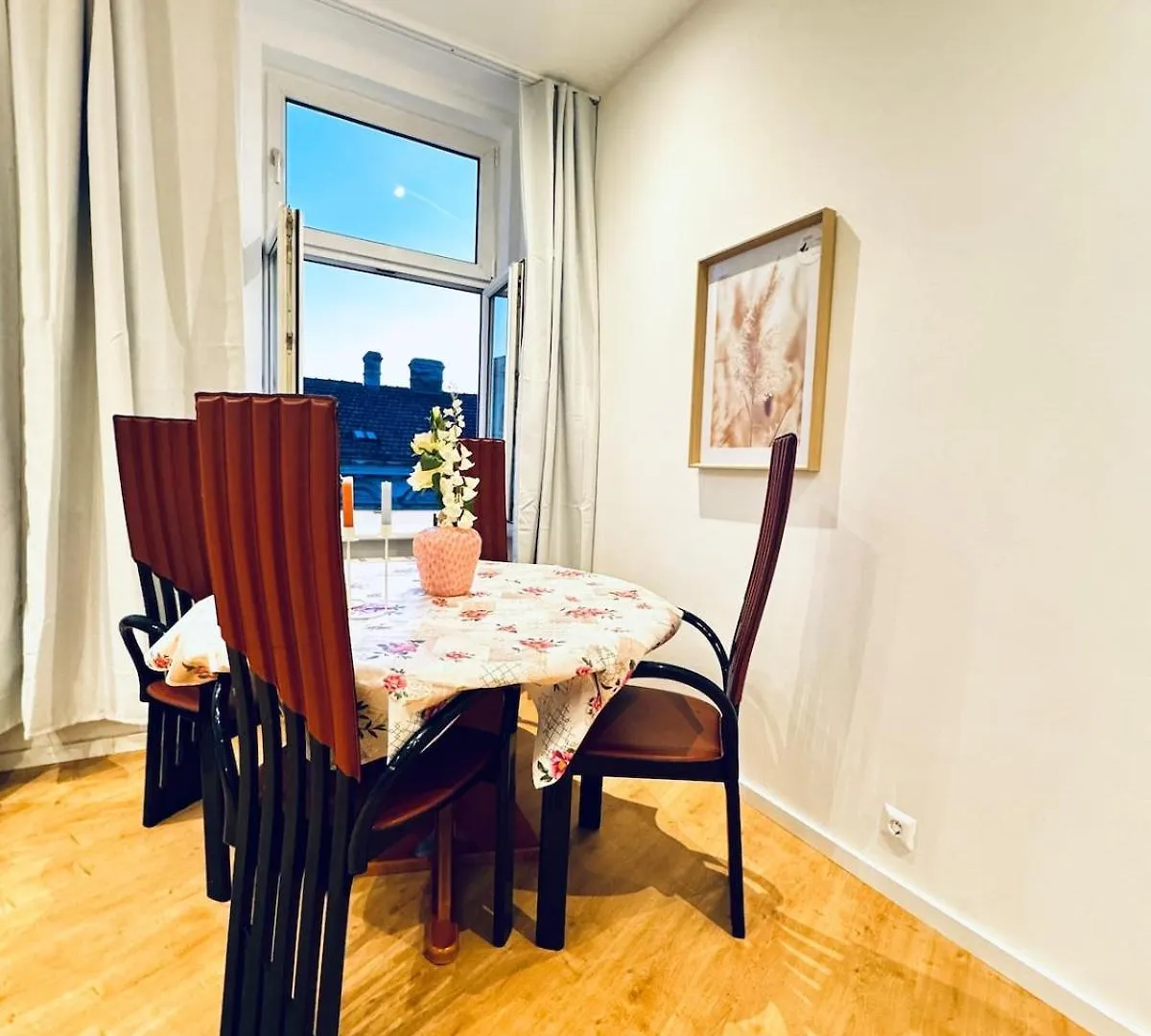 Lovely 4Br Apt Near Kaufpark Alterlaa Βιέννη