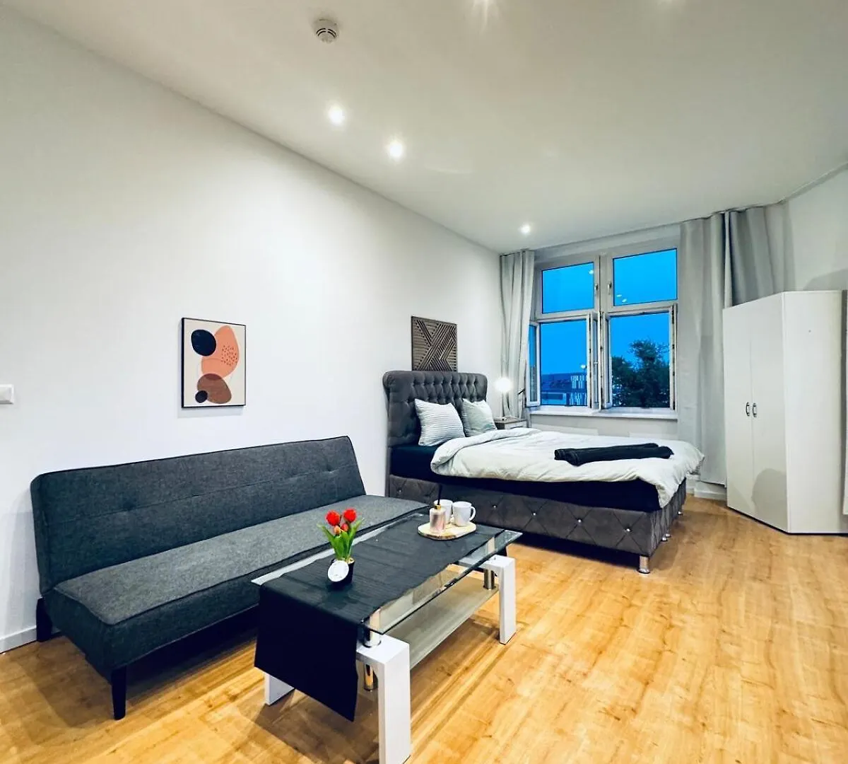 Lovely 4Br Apt Near Kaufpark Alterlaa ウィーン 0*,  オーストリア
