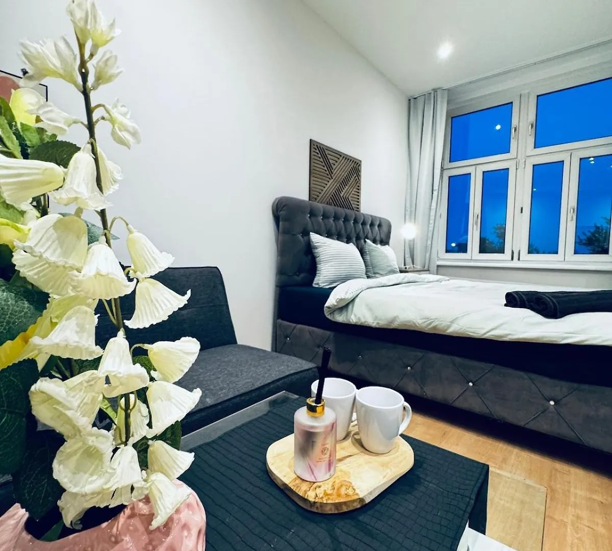 Lovely 4Br Apt Near Kaufpark Alterlaa ウィーン アパート
