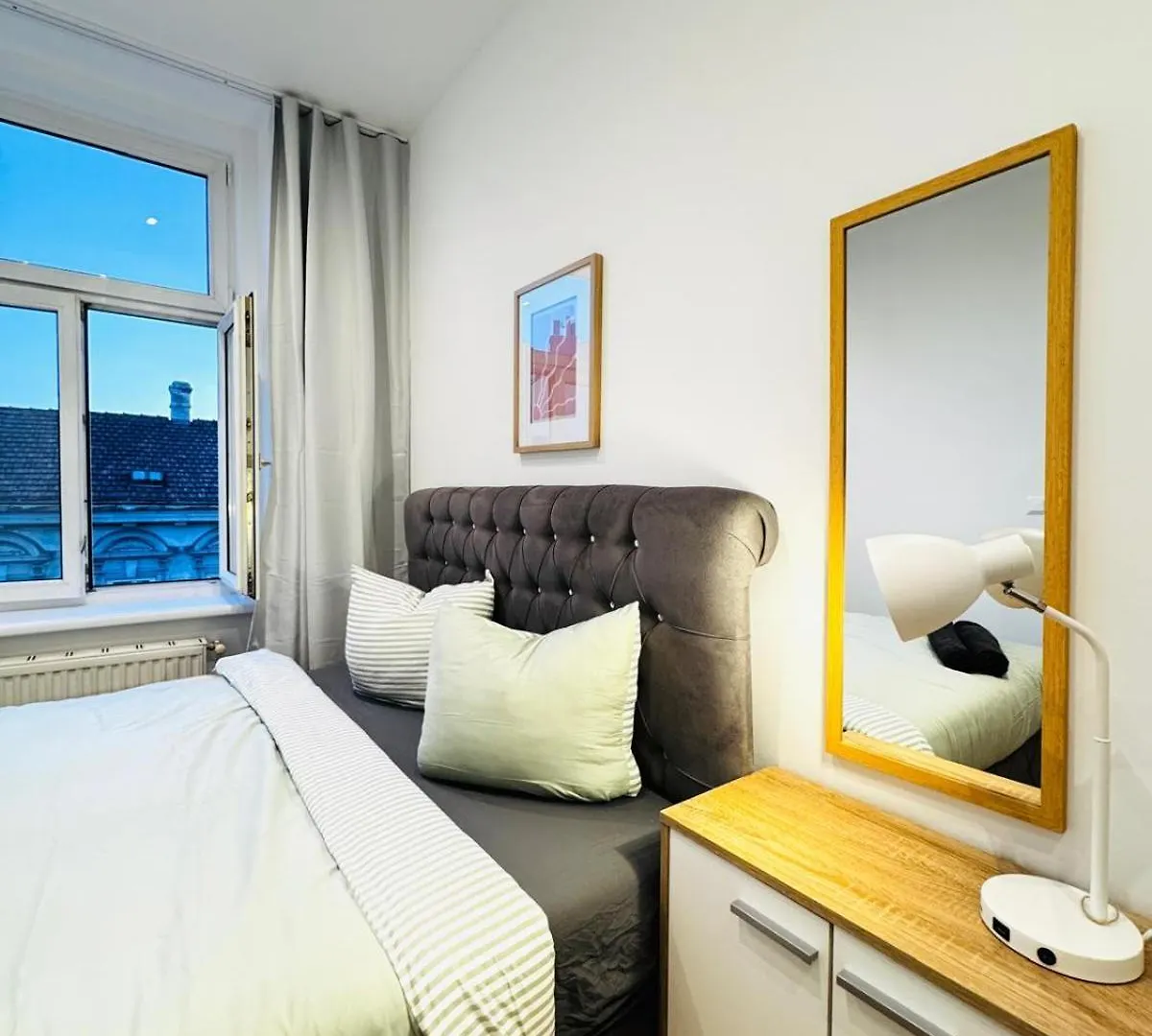 Lovely 4Br Apt Near Kaufpark Alterlaa ウィーン 0*,